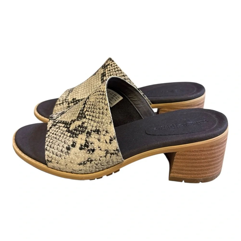 Timberland Women’s Snake Print Block Heel Sandal Sz 6.5 Lug Sole Comfort